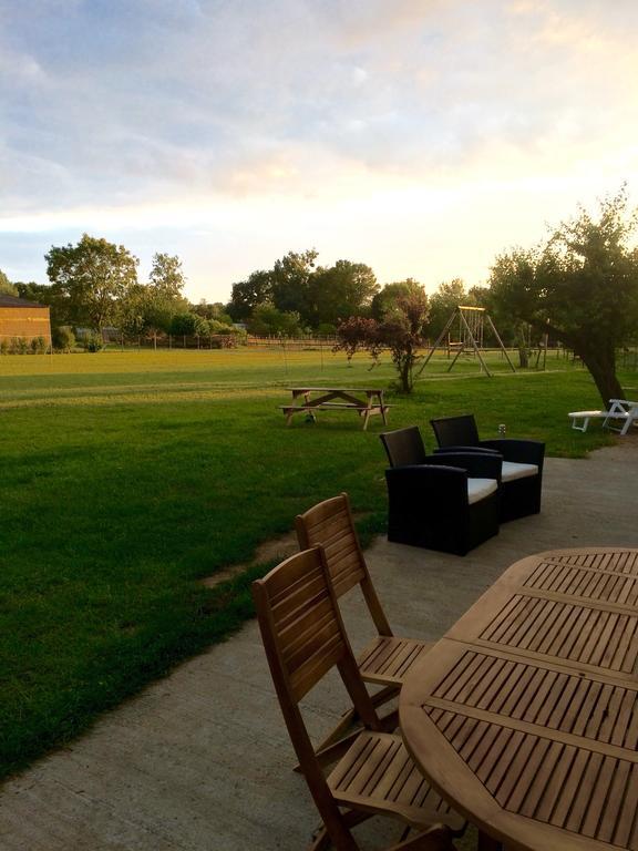 La Petite Ferme Bed & Breakfast Maze ภายนอก รูปภาพ